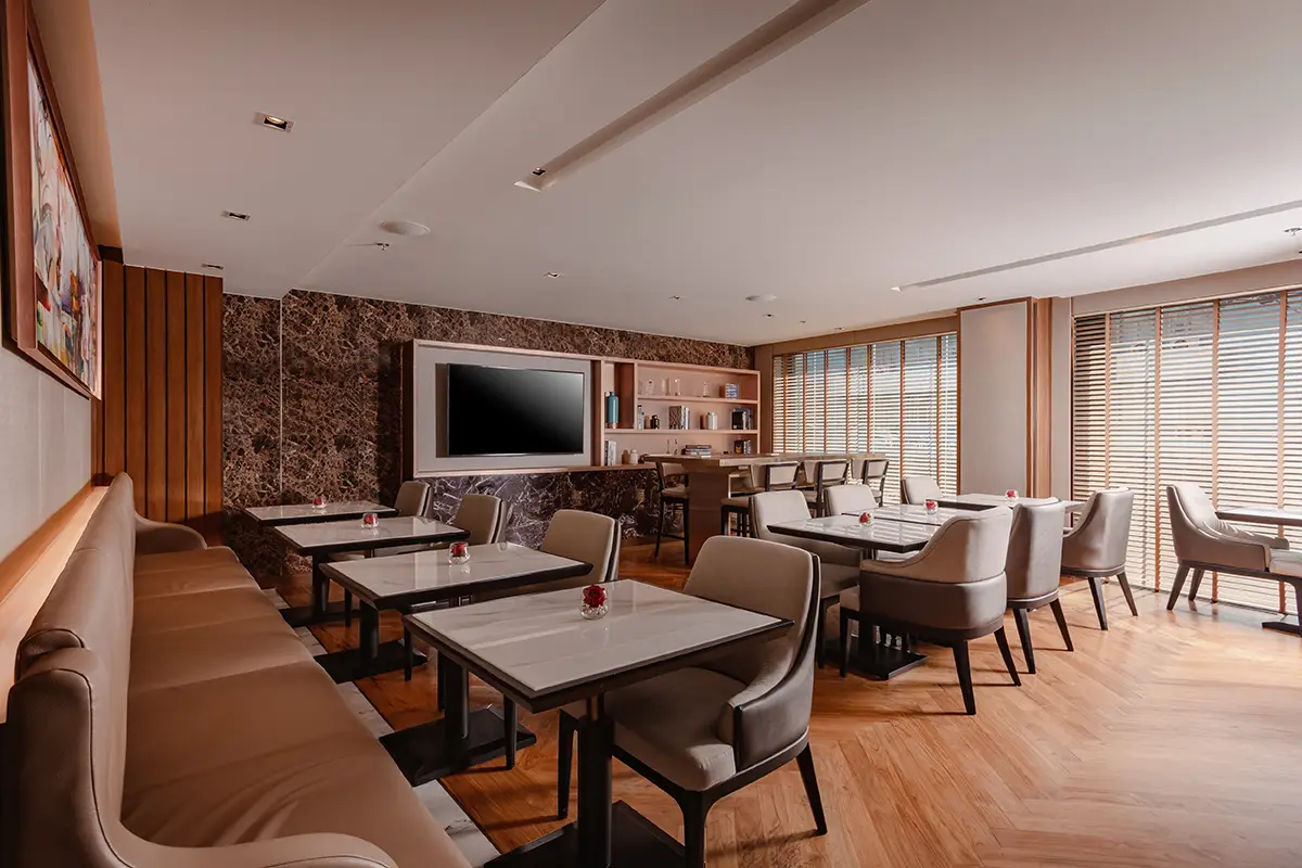 Kingston Lounge